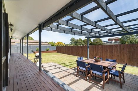 Photo of property in 4 Meander Drive, Welcome Bay, Tauranga, 3112