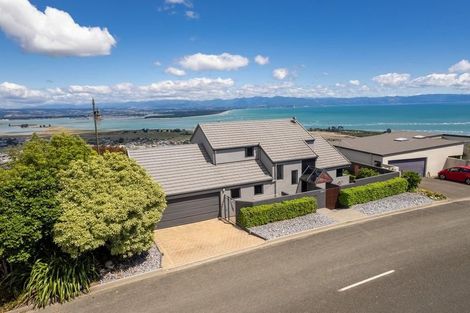 Photo of property in 350 Princes Drive, Britannia Heights, Nelson, 7010