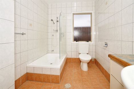 Photo of property in 5 Sudbury Court, Rototuna North, Hamilton, 3210