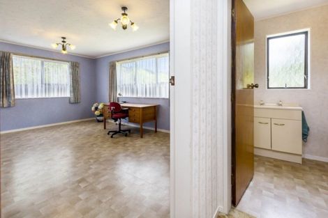 Photo of property in 59 Field Street, Silverstream, Upper Hutt, 5019