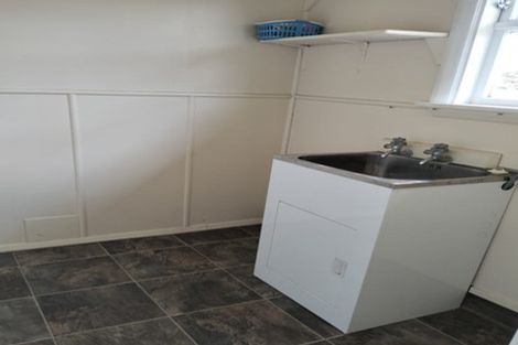 Photo of property in 12 Hurley Place, Awapuni, Palmerston North, 4412