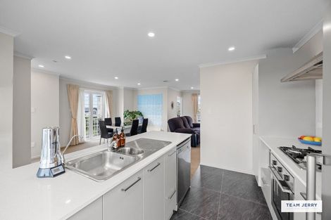 Photo of property in 35 Arrowsmith Drive, Flat Bush, Auckland, 2019