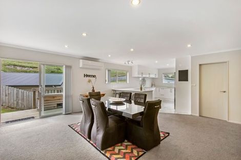 Photo of property in 44 Cape Vista Crescent, Pukekohe, 2120