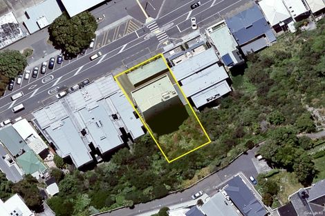 Photo of property in Dorchester Apartments, 144 Oriental Parade, Oriental Bay, Wellington, 6011