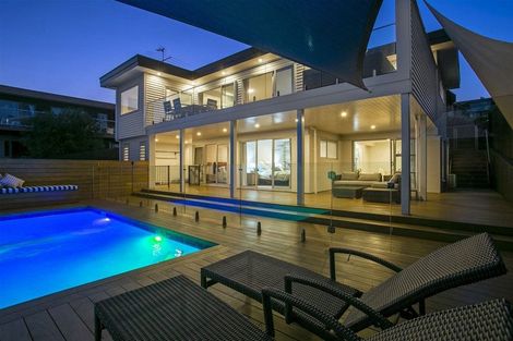 Photo of property in 10a Marama Street, Castor Bay, Auckland, 0620