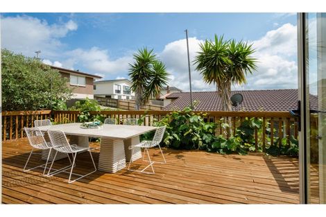 Photo of property in 17a Te Atatu Road, Te Atatu South, Auckland, 0610