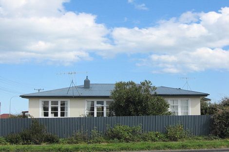 Photo of property in 225 Puriri Street, Castlecliff, Wanganui, 4501