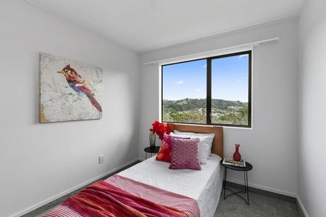 Photo of property in 8 Meridian Way, Whitby, Porirua, 5024