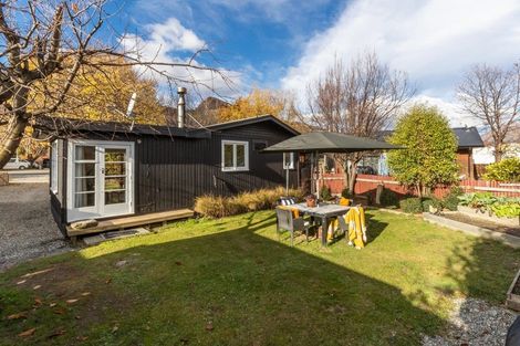 Photo of property in 38 Centennial Avenue, Arrowtown, 9302