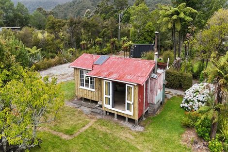 Photo of property in 18 Mcgill Street, Waimangaroa, Westport, 7891