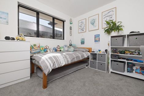 Photo of property in 11 Tiria Drive, Papamoa Beach, Papamoa, 3118