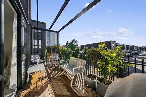 Photo of property in 4 Tahuhu Road, Mount Wellington, Auckland, 1062