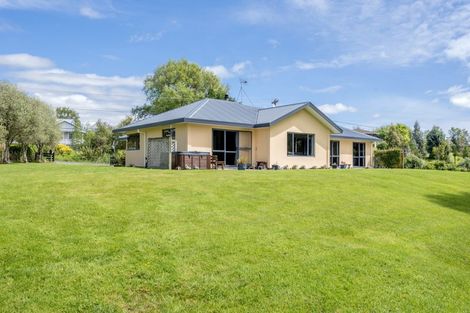 Photo of property in 124a Kawiu Road, Levin, 5510