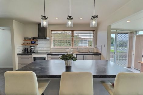 Photo of property in 117 Conway Street, Mayfair, Hastings, 4122