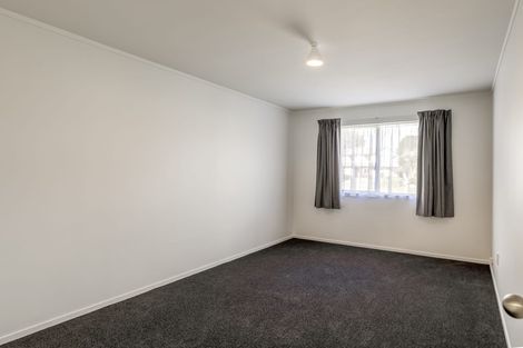 Photo of property in 68 Kohekohe Street, New Lynn, Auckland, 0600