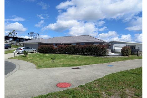 Photo of property in 26 Northcoast Place, Mangawhai Heads, Mangawhai, 0505