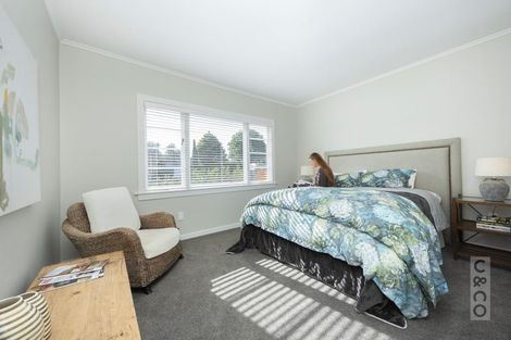 Photo of property in 29 Cambridge Road, Riverhead, 0820