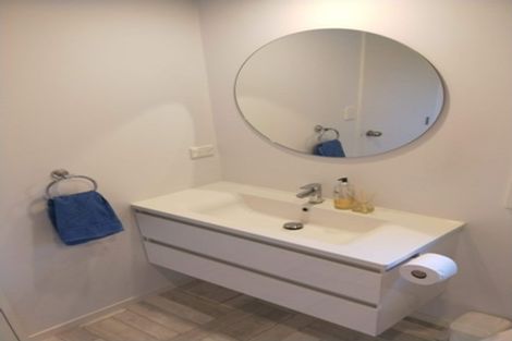 Photo of property in 54e Birkdale Road, Birkdale, Auckland, 0626