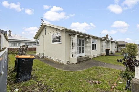 Photo of property in 3/5 Ward Street, Palmerston North, 4410