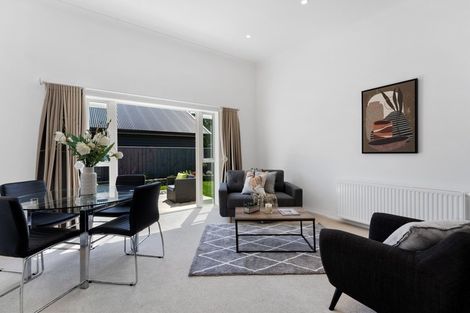 Photo of property in 5 Butler Place, Fitzherbert, Palmerston North, 4410