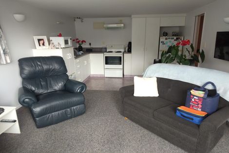 Photo of property in 21 Cawthron Crescent, Annesbrook, Nelson, 7011