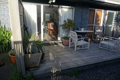 Photo of property in 924c Papamoa Beach Road, Papamoa Beach, Papamoa, 3118