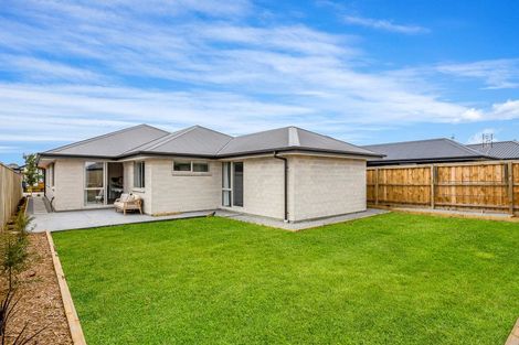 Photo of property in 36 Quinn Crescent, Woodend, 7610