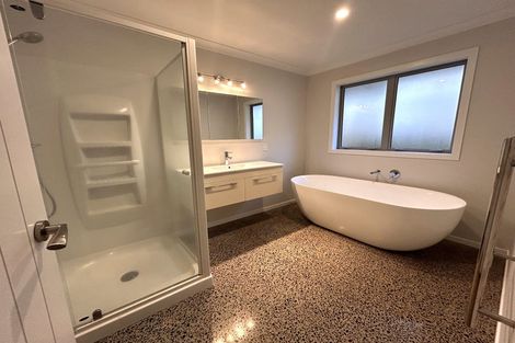 Photo of property in 12 Longbow Terrace, Flagstaff, Hamilton, 3210