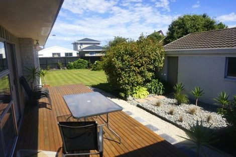 Photo of property in 10 Te Maru Place, Redwood, Christchurch, 8051
