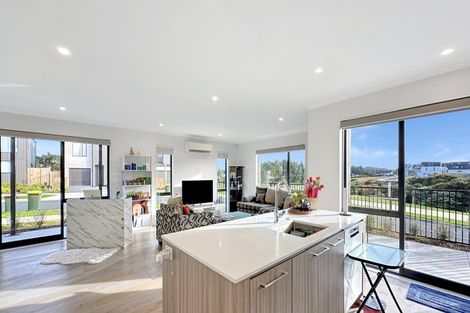 Photo of property in 20 Kilcadden Drive, Flat Bush, Auckland, 2019