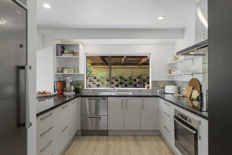 Photo of property in 93 Bowenvale Avenue, Cashmere, Christchurch, 8022