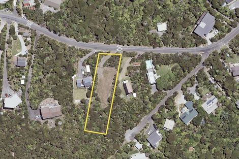 Photo of property in 6 Log Race Road, Piha, New Lynn, 0772