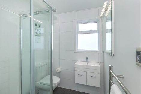 Photo of property in 218a Cambridge Street, Levin, 5510