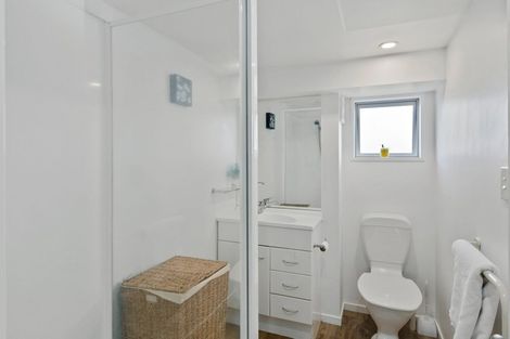 Photo of property in 160 Purchas Street, Edgeware, Christchurch, 8013