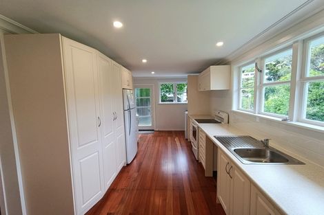 Photo of property in 139 Kamahi Street, Stokes Valley, Lower Hutt, 5019