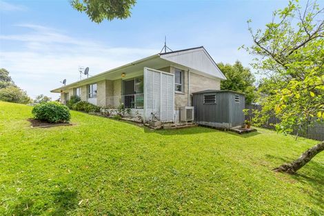 Photo of property in 2/14 Pegler Drive, Howick, Auckland, 2014