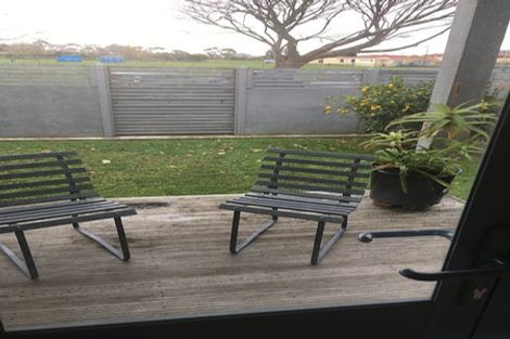 Photo of property in 16 Freyberg Street, Roslyn, Palmerston North, 4414