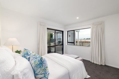 Photo of property in 11 Beachville Road, Redcliffs, Christchurch, 8081