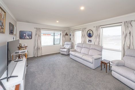 Photo of property in 33 Magnolia Crescent, Tawhero, Whanganui, 4501