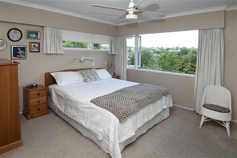 Photo of property in 53 Thatcher Street, Mission Bay, Auckland, 1071