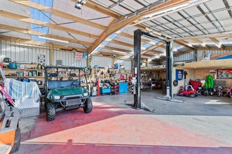 Photo of property in 270 Turangi Road, Tikorangi, Waitara, 4383