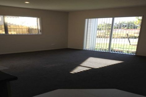 Photo of property in 106 Popokatea Drive, Takanini, 2112