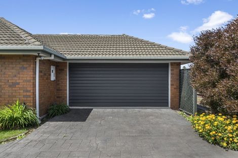 Photo of property in 2/9 Wittys Road, Avonhead, Christchurch, 8042