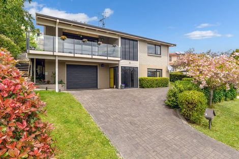 Photo of property in 19 Victory Street, Welcome Bay, Tauranga, 3112