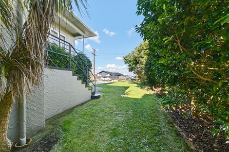 Photo of property in 9/1 Wilton Street, Westown, New Plymouth, 4310