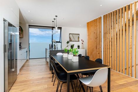 Photo of property in Sugar Lane Apartments, 5/31 Rawene Road, Birkenhead, Auckland, 0626