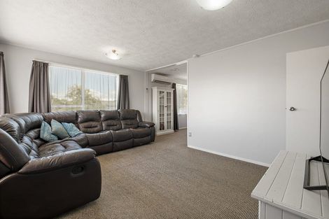 Photo of property in 4 Leaming Place, Clarks Beach, 2122