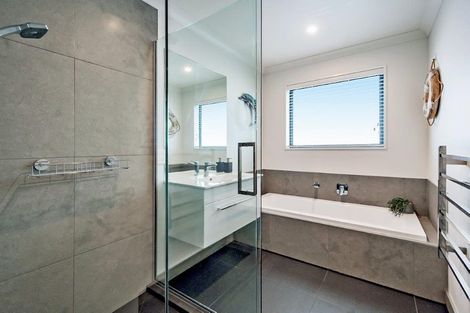 Photo of property in 40 Mclenaghan Road, Rolleston, 7614