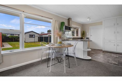 Photo of property in 10 Greenwood Close, Mairehau, Christchurch, 8013