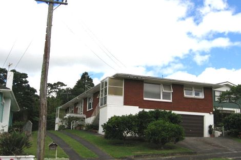 Photo of property in 2/7 Windermere Crescent, Blockhouse Bay, Auckland, 0600